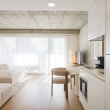 Lejlighed Inside Station Aveiro